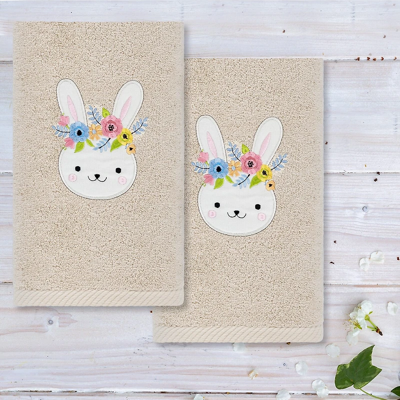 Linum Home Textiles Bee Dance Embroidered 2-pc. Hand Towel