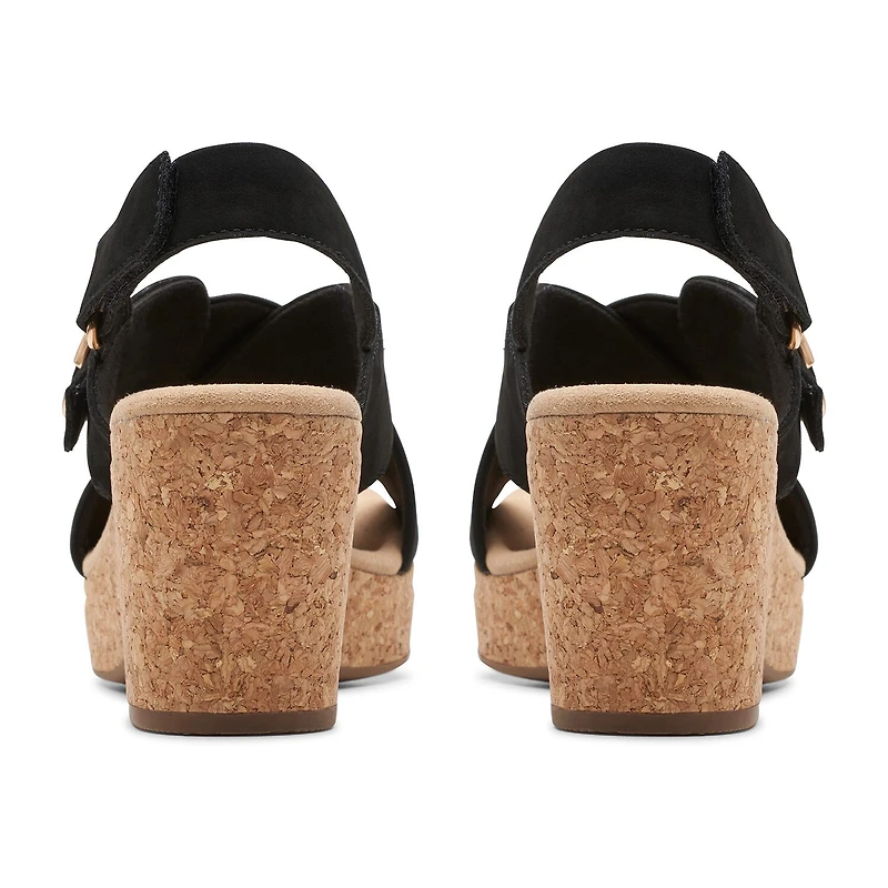 Clarks Womens Giselle Dove Wedge Sandals
