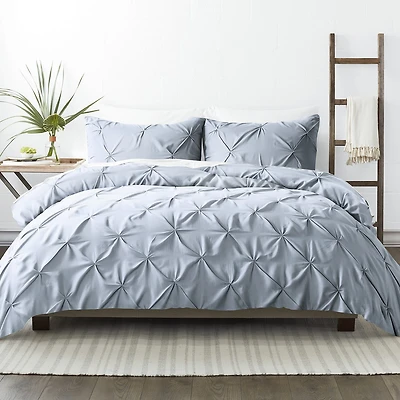Casual Comfort Pinch Pleat Duvet Cover Set