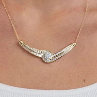 Diamond Blossom (G / Si2) Womens 2 CT. T.W. Lab Grown White Diamond 10K Gold Flower 18 Inch Pendant Necklace