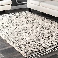 nuLoom Vasiliki Moroccan Tribal Tassel Area Rug