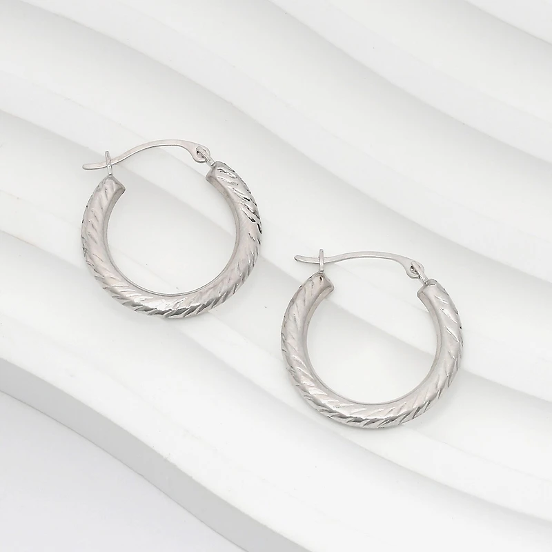 Womens 10K Gold 18mm Round Hoop Earrings