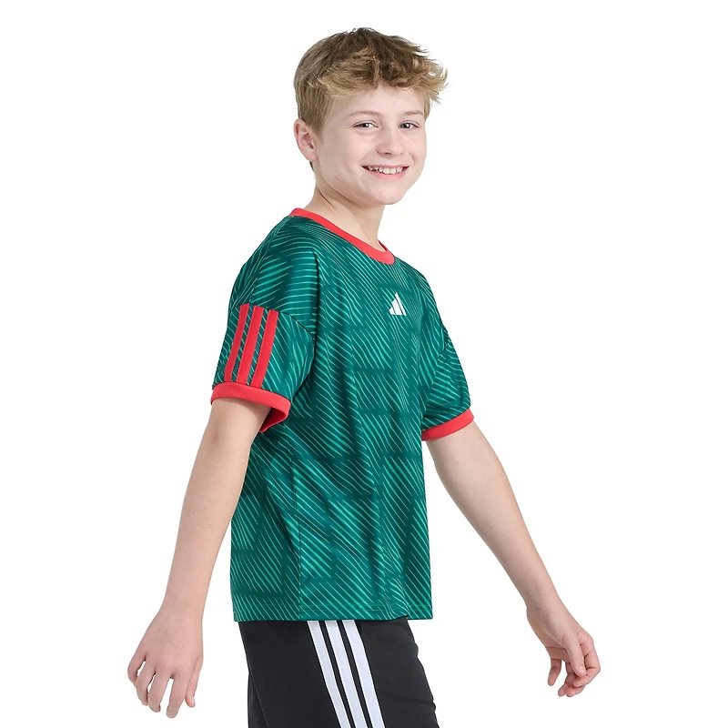adidas Big Kid Boys Crew Neck Short Sleeve Loose Fit Graphic T-Shirt