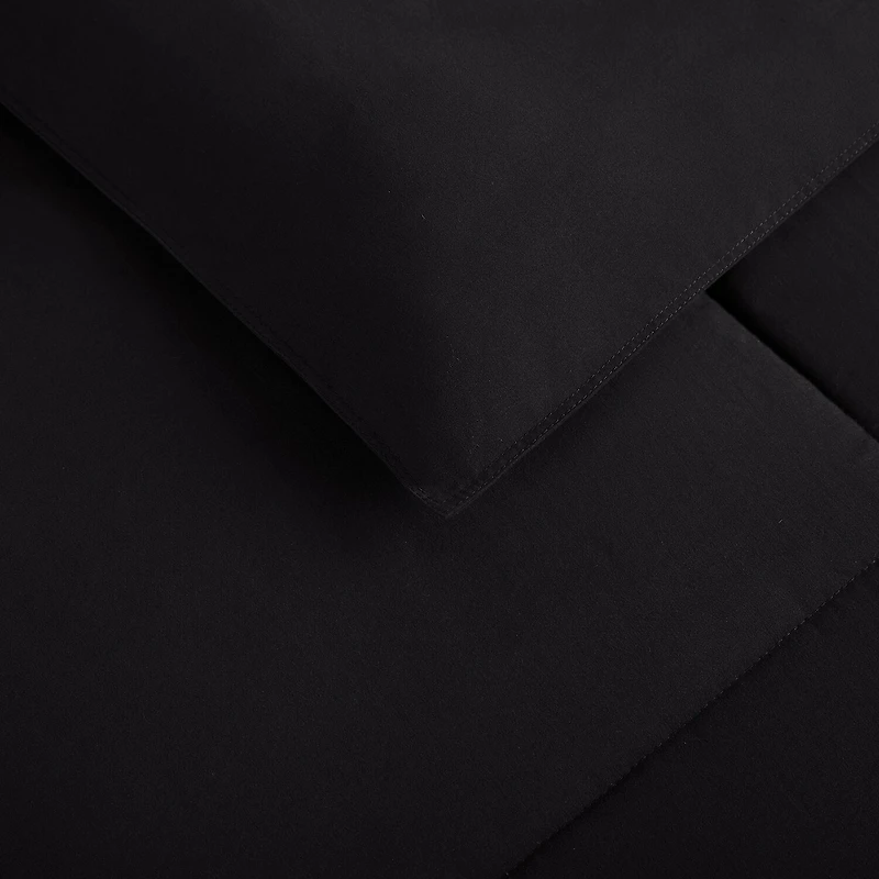 Serta Simply Clean™ Midweight Antimicrobial Treated Comforter Set