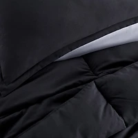 Serta Simply Clean™ Midweight Antimicrobial Treated Comforter Set