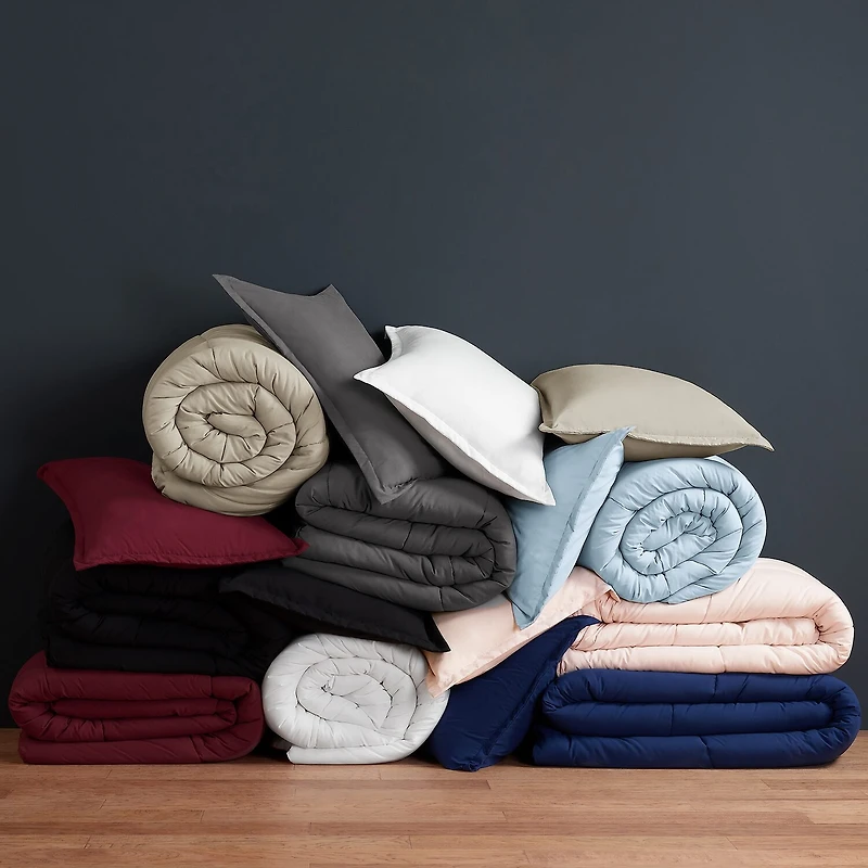 Serta Simply Clean™ Midweight Antimicrobial Treated Comforter Set
