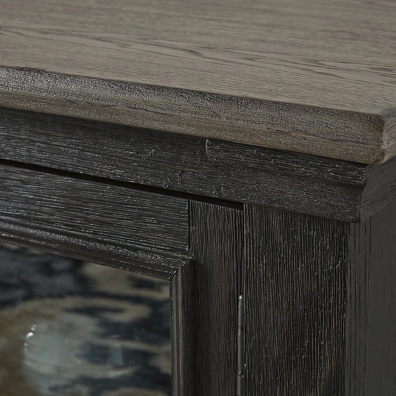 Signature Design by Ashley® Hilton Living Room Collection TV Stand