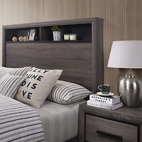 Trow 3 Piece Bedroom Set