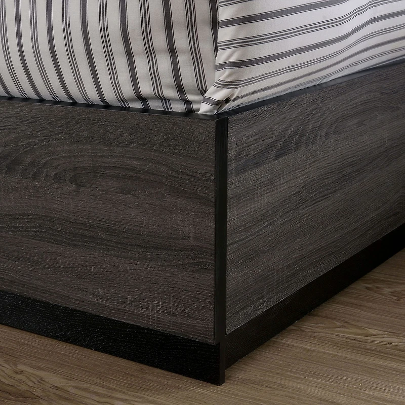 Trow 3 Piece Bedroom Set