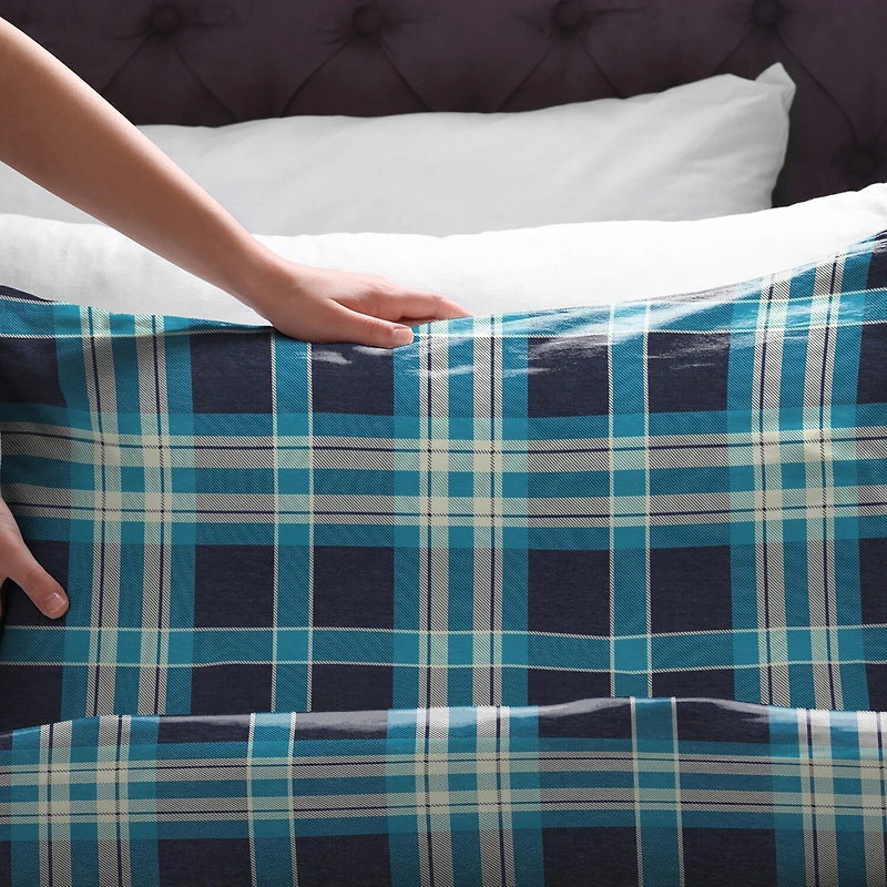 Pointehaven Cotton Heavy Weight 175 GSM Printed Flannel Sheet Set