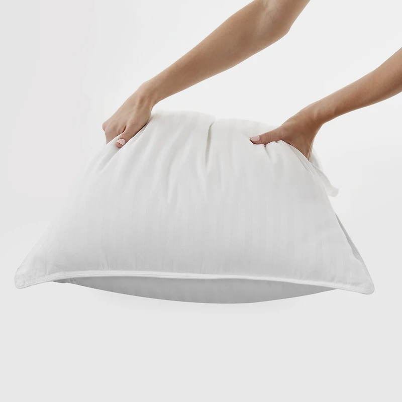 Casual Comfort 2-Pack Plush Down-Alternative Cooling Gel Fiber Bed Pillow Set