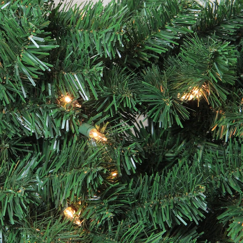 Northlight Green Deluxe Windsor Pine Artificial 72-Inch Clear Lights Pre-Lit Wreath