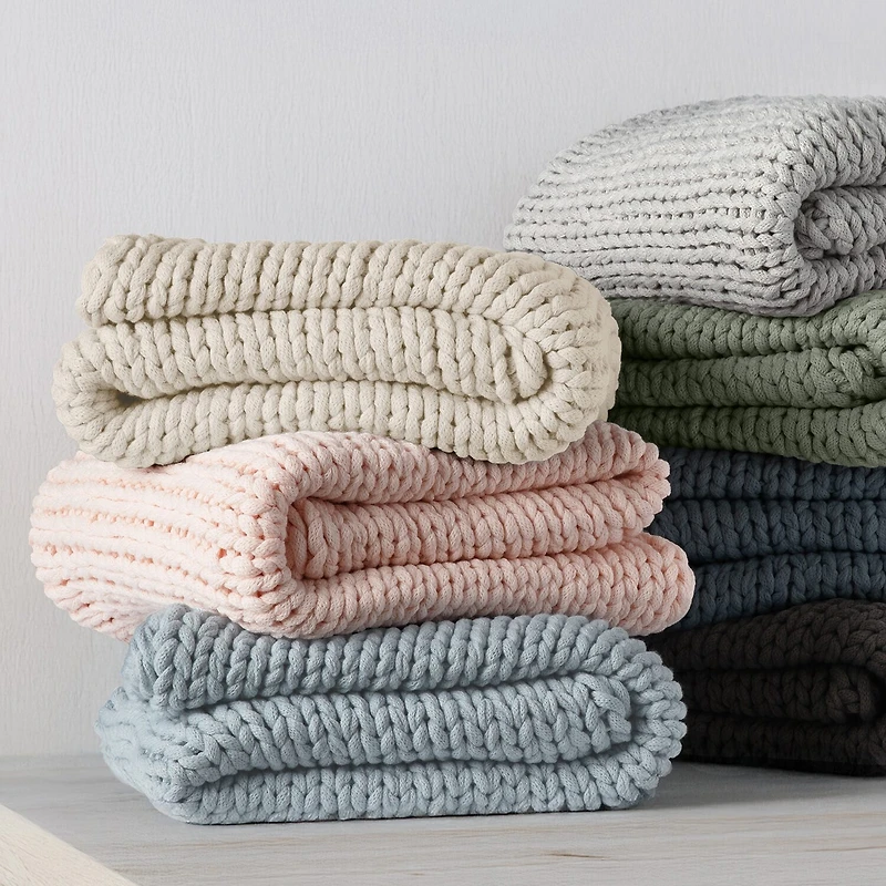 Casual Comfort Chunky Midweight Throw