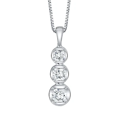 Womens 1/8 CT. T.W. Natural White Diamond 14K Gold Pendant Necklace