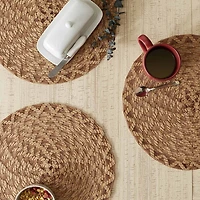 Design Imports Natural Dahlia Woven Polyester 6-pc. Placemat