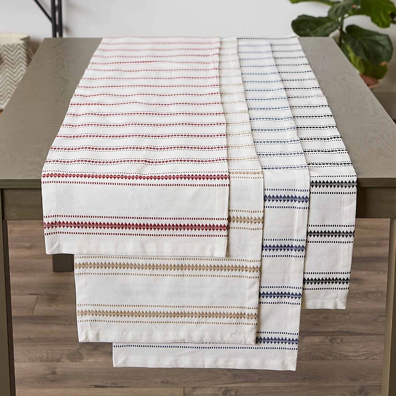 Design Imports Black Zig Dobby Stripe Table Runner