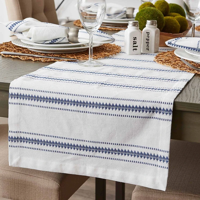 Design Imports Black Zig Dobby Stripe Table Runner