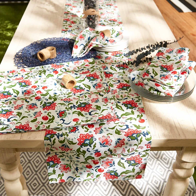 Design Imports Garden Floral Print Outdoor Table Runner