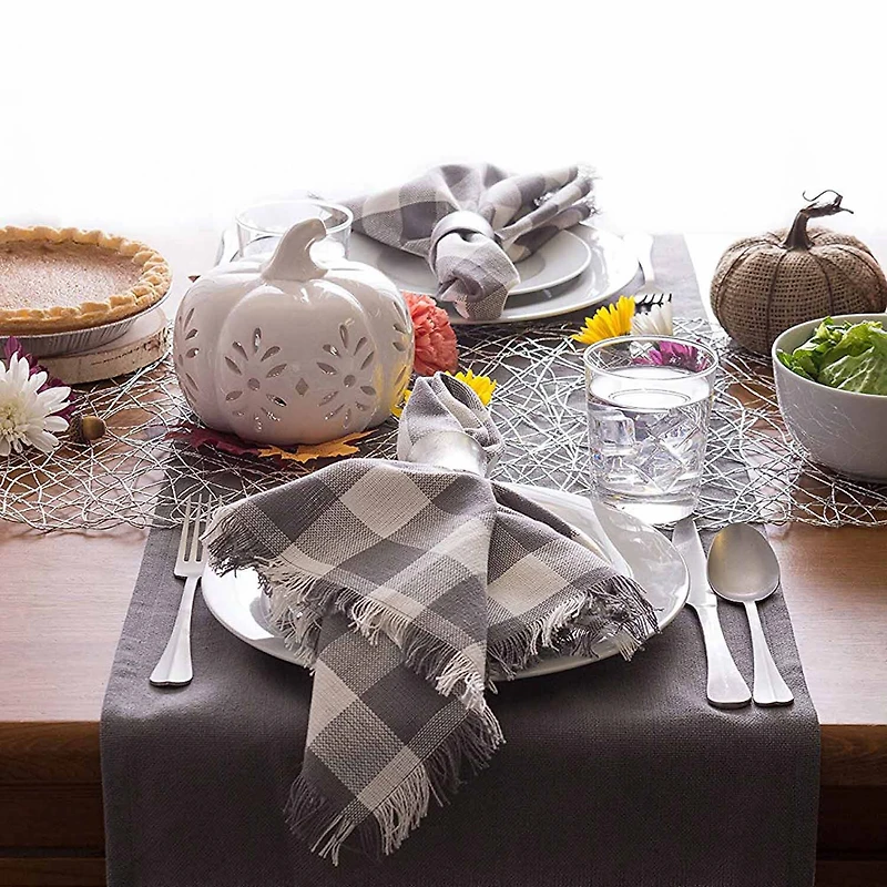 Design Imports Bright Green Solid Heavyweight Fringed Table Runner