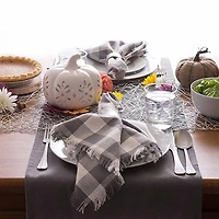Design Imports Bright Green Solid Heavyweight Fringed Table Runner