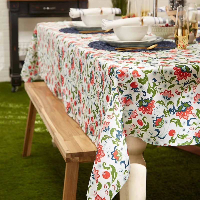Design Imports Garden Floral Print Outdoor With Zipper Tablecloth