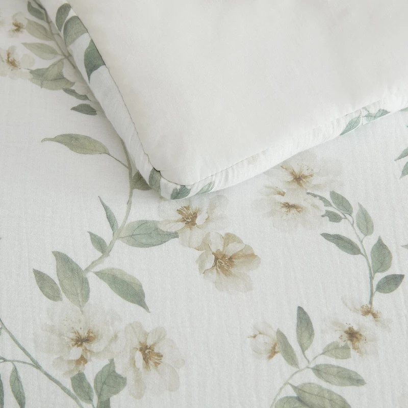 Martha Stewart Hazel Floral Easy Care Duvet Cover Set