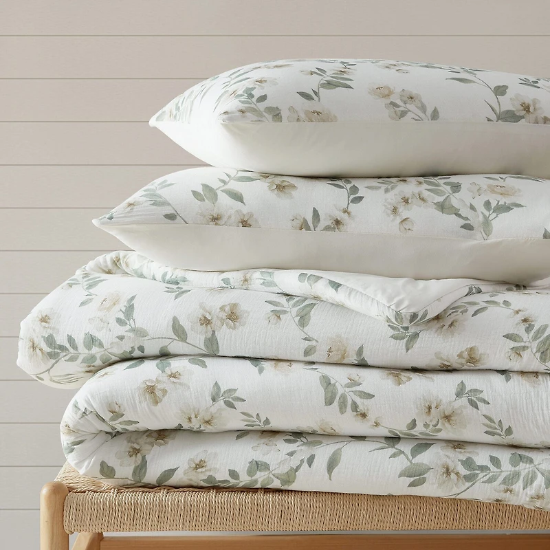 Martha Stewart Hazel Floral Easy Care Duvet Cover Set