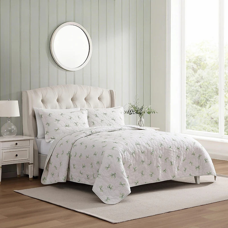 Laura Ashley Bouncy Bows Easy Care Quilt Set