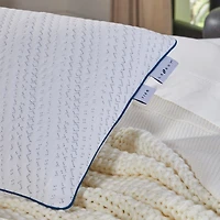 La-Z-Boy Serene Foam Density Pillow Traditional/ Firm-Extra Firm