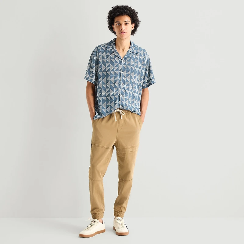 Arizona Mens Short Sleeve Relaxed Fit Button-Down Shirt
