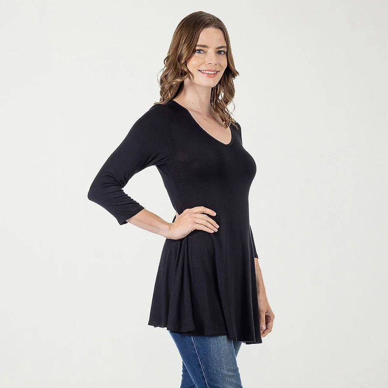 24seven Comfort Apparel Womens V Neck 3/4 Sleeve Tunic Top