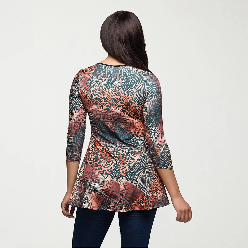 24seven Comfort Apparel Womens V Neck 3/4 Sleeve Tunic Top