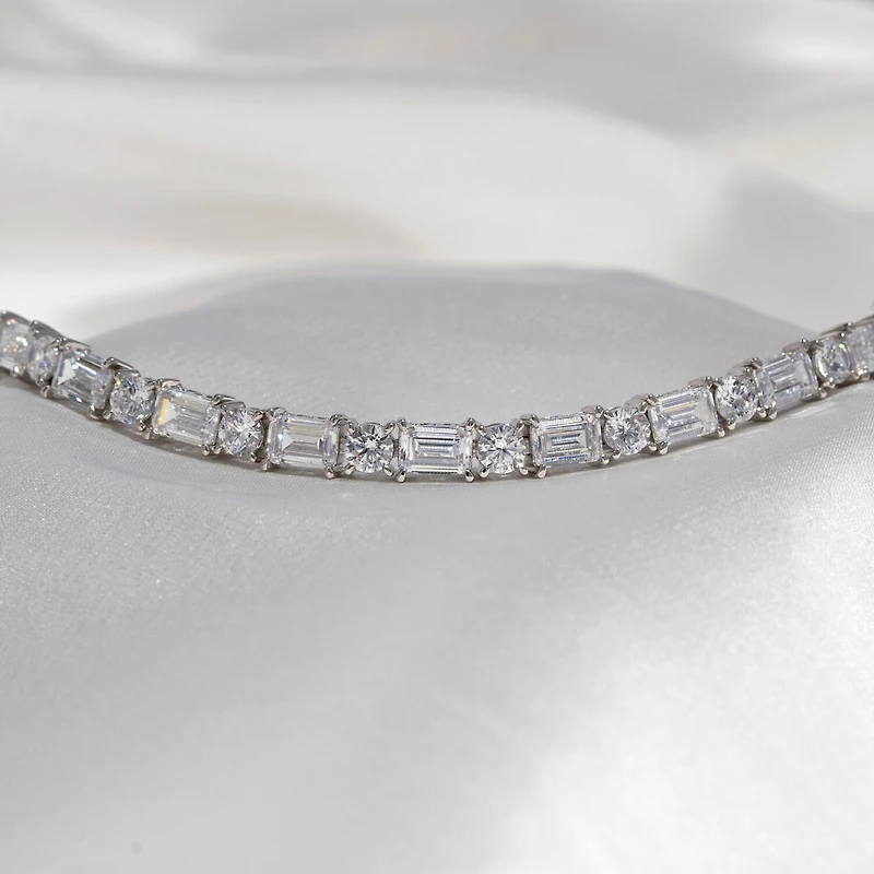 Diamonart Womens Cubic Zirconia Sterling Silver 7.25 Inch Tennis Bracelet