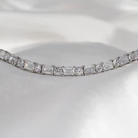 Diamonart Womens Cubic Zirconia Sterling Silver 7.25 Inch Tennis Bracelet