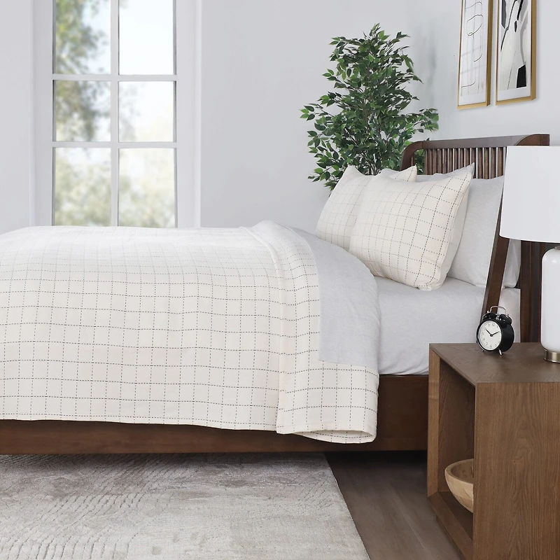 Vellux Yukon Grid Stitch Coverlet Set
