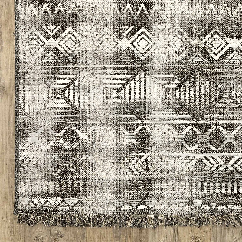Covington Home Geneva Tribal Inspired 39"X60" Indoor Outdoor Rectangular Accent Rug