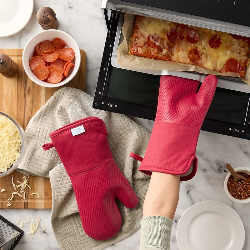 Town and Country Basketweave Antimicrobial 2-pc. Oven Mitt Set