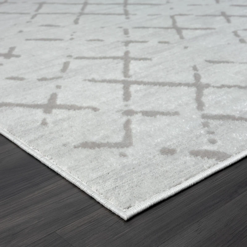 Calixta Inna Geometric Stain Resistant Indoor Rectangular Area Rug