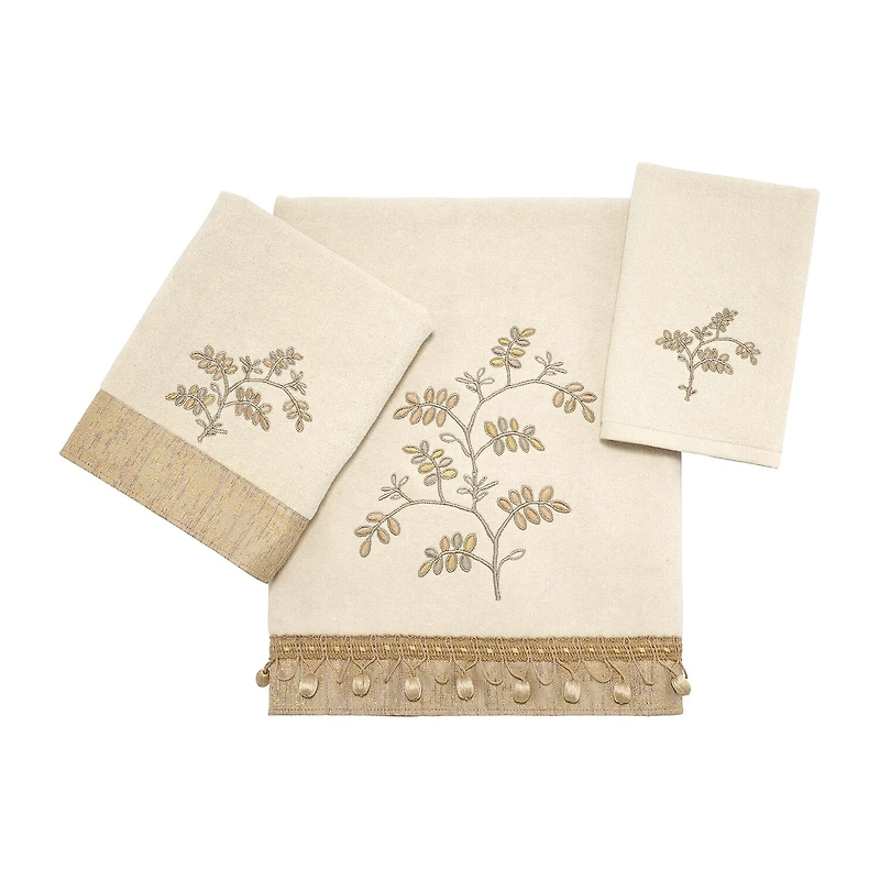 Avanti Willow Floral Bath Towel