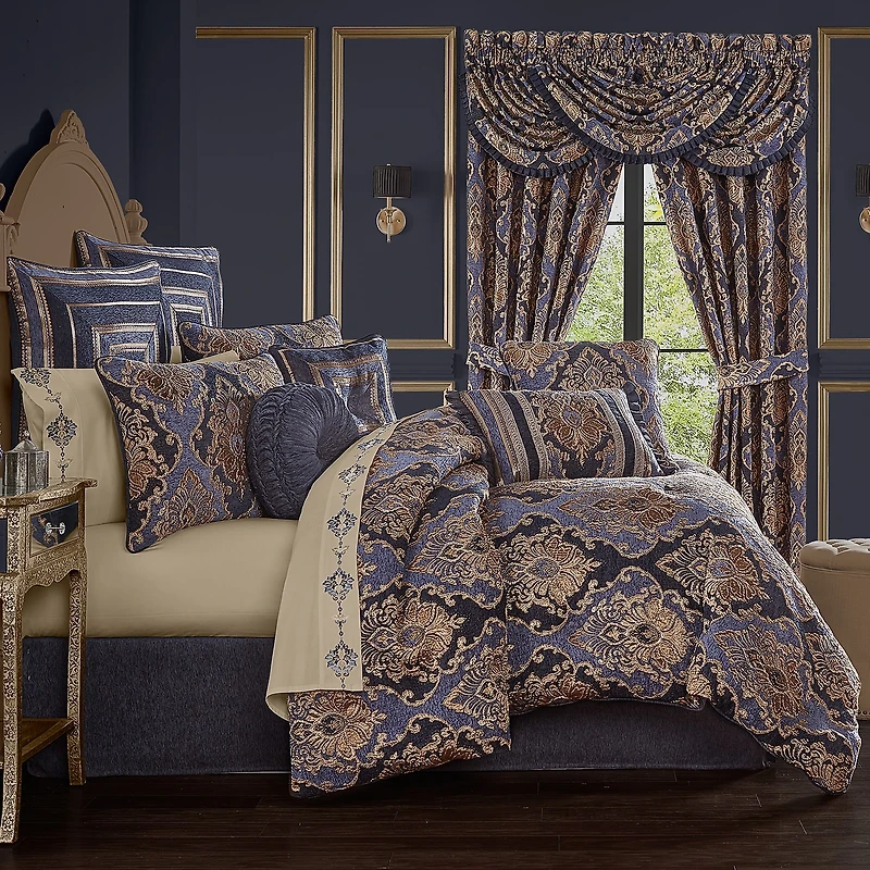 Five Queens Court Woodstock 4-pc. Damask + Scroll Extra Weight Comforter Set