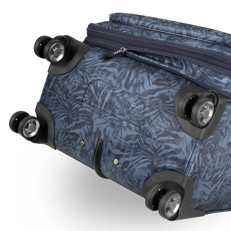Ricardo Beverly Hills Avalon 28 Inch Softside Checked Spinner Luggage