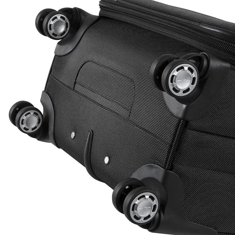 Skyway Sigma 7 20 Inch Softside Carry-On Spinner Luggage