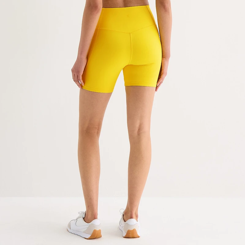 Xersion EverContour+ Womens 6" High Rise Stretch Fabric Quick Dry Bike Short