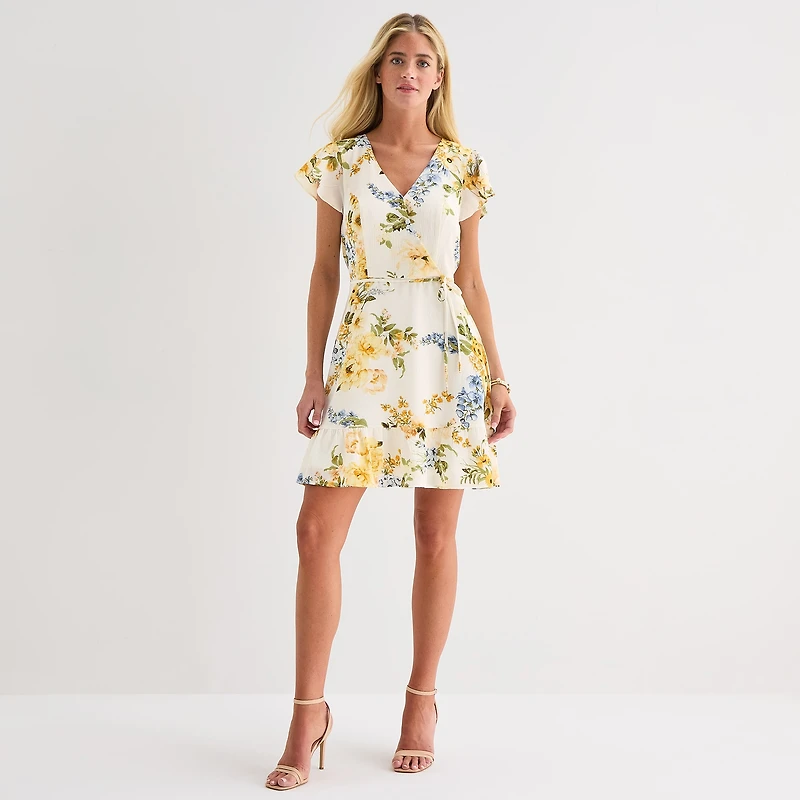 Brannan Womens V Neck Short Sleeve Drop Shoulder Floral Fit + Flare Dress