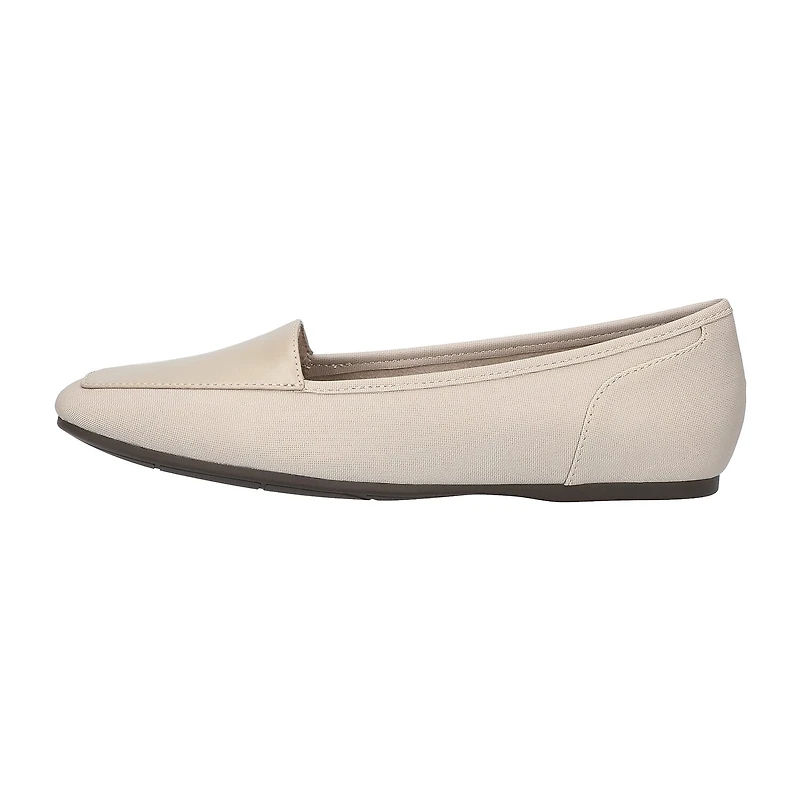 Easy Street Thrill Womens Square Closed Toe Slip-On Shoe