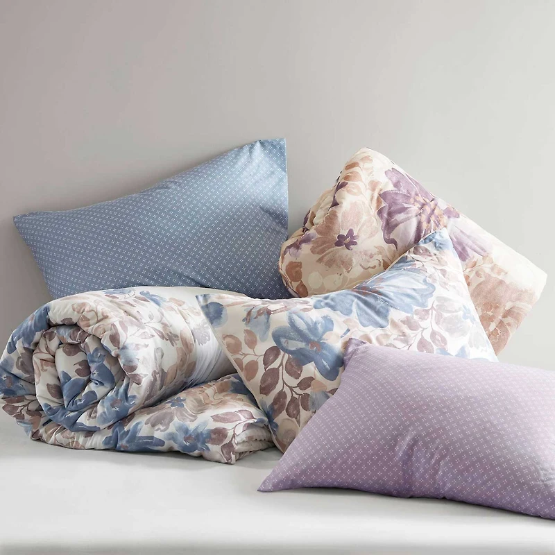 Madison Park Essentials Piper Floral Complete Bedding Set with Sheets