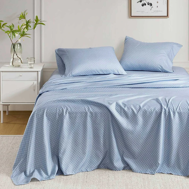 Madison Park Essentials Piper Floral Complete Bedding Set with Sheets