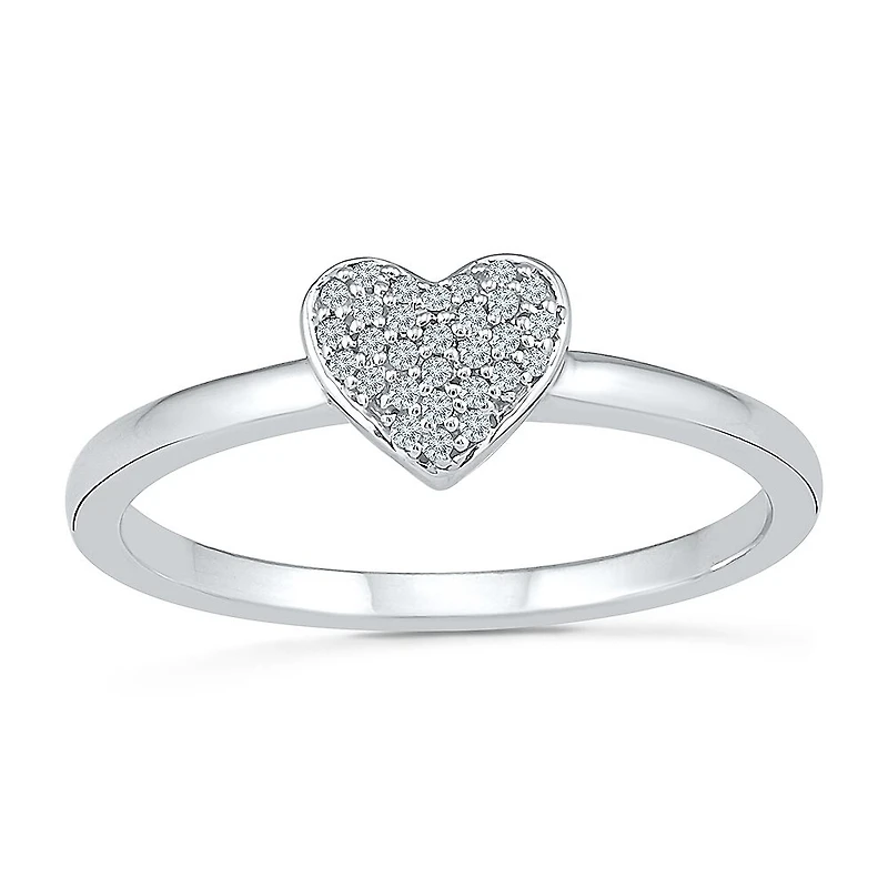 Womens Diamond Accent Natural White Diamond 10K Gold Heart Cluster Cocktail Ring