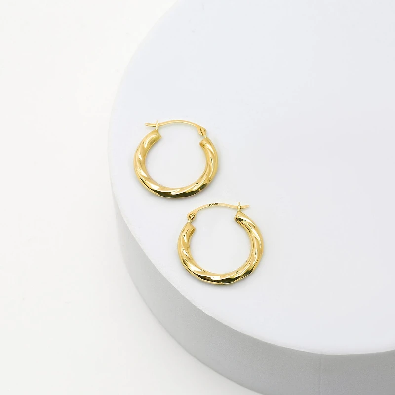 Womens 14K Gold 18mm Hoop Earrings