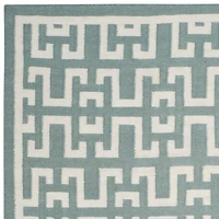 Safavieh Owen Hand Woven Flat Weave Area Rug